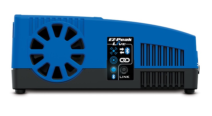 2971-ez-peak-live-charger-side.jpg Combo Carregador EZ Peak LIVE ID 12A 100Watt + 2x Baterias LiPo 4S 14.8V 6700mAh 25C Traxxas - Image 5