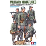 1:35 German Infantry Mid-WWII (5) Tamiya
