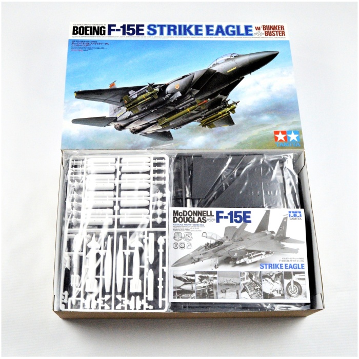 Avião 1:32 Bo.F-15E Strike Eagle Bunker Buster Tamiya - Image 2