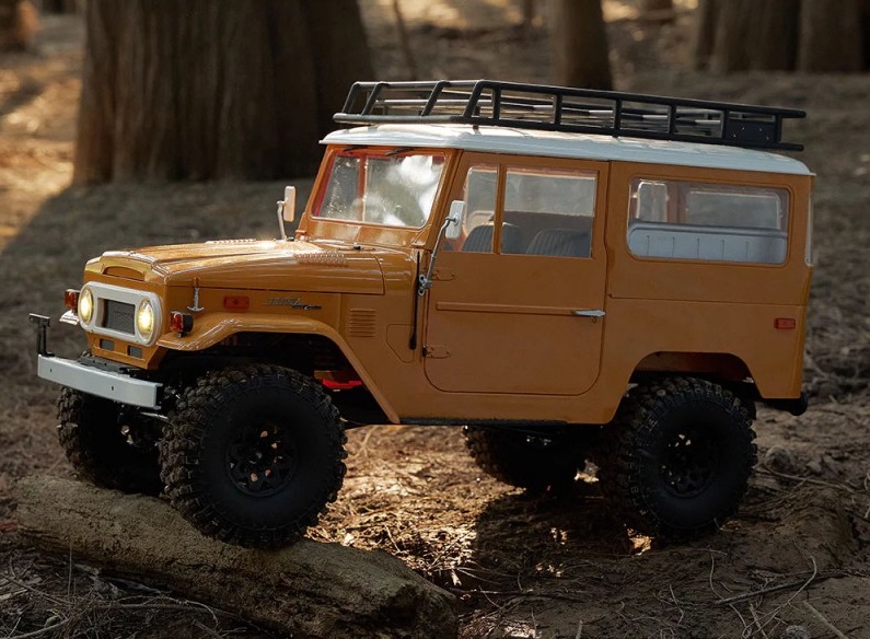 fms11035rs-yl-crawler-110-toyota-land-cruiser-fj40-scaler-artr-kit-rs-version-yellow-fms (2) Crawler 1/10 Toyota Land cruiser FJ40 Scaler ARTR Kit RS Version Yellow FMS - Image 3