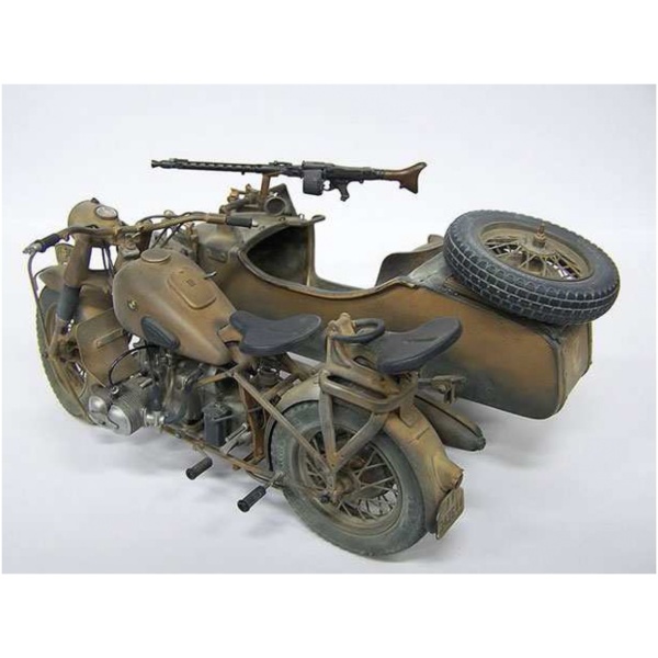 Kit 1/9 German Milit.Motorcycle w/sidecar ITALERI